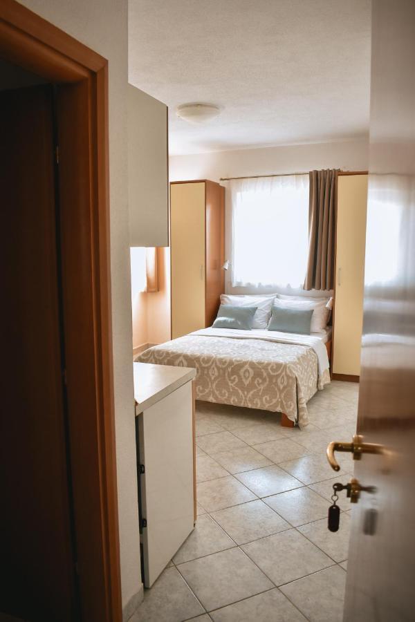 Garden House Vodice Apartment Exterior photo